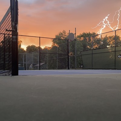 Pickle ball Lightning