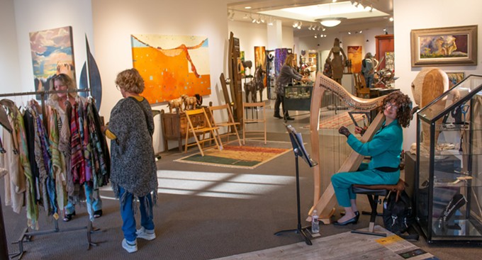 Art walk unites community, creators